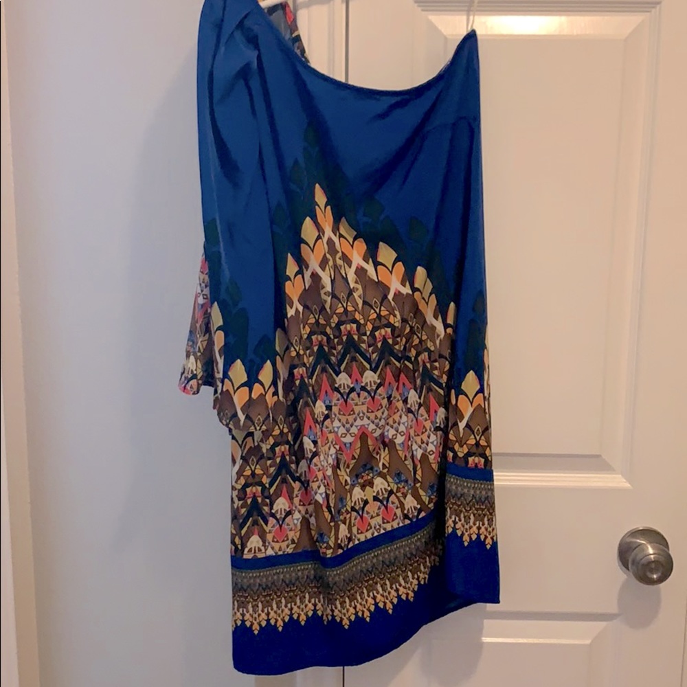 One sleeved party dress
